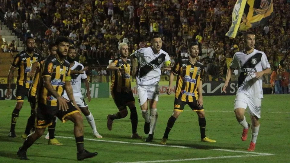 Ponte Preta e Novorizontino decidem título do Paulista da Série A2