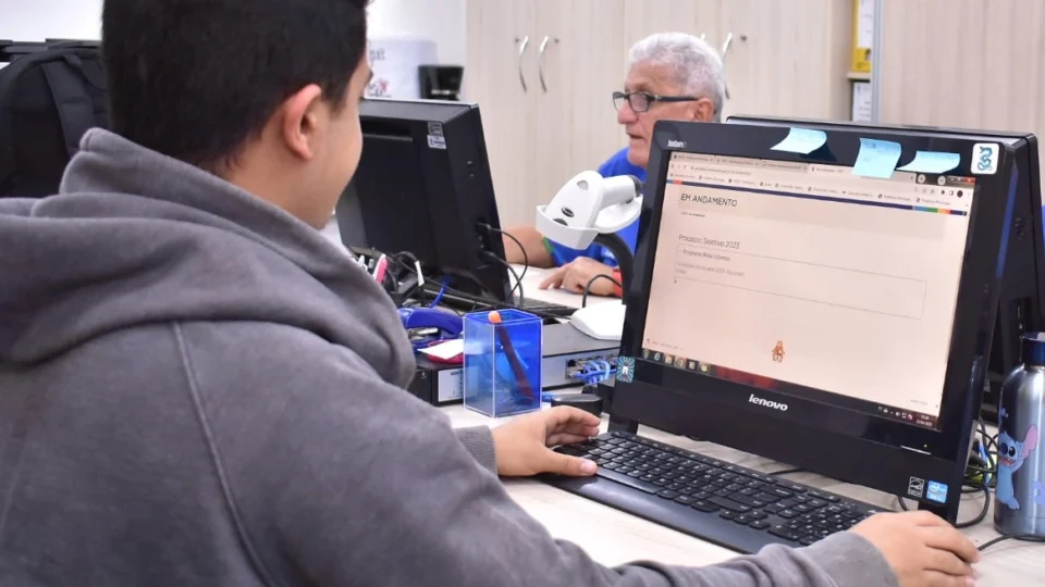 Bolsa idiomas: inscrições iniciam nesta quarta-feira em Manaus