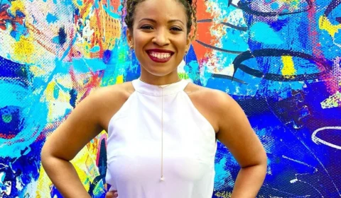 Brasileira morre após sofrer parada cardíaca em voo para os EUA