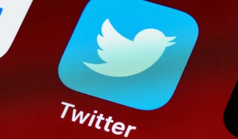 Escola Segura: Ministério da Justiça pede exclusão de 270 contas do Twitter