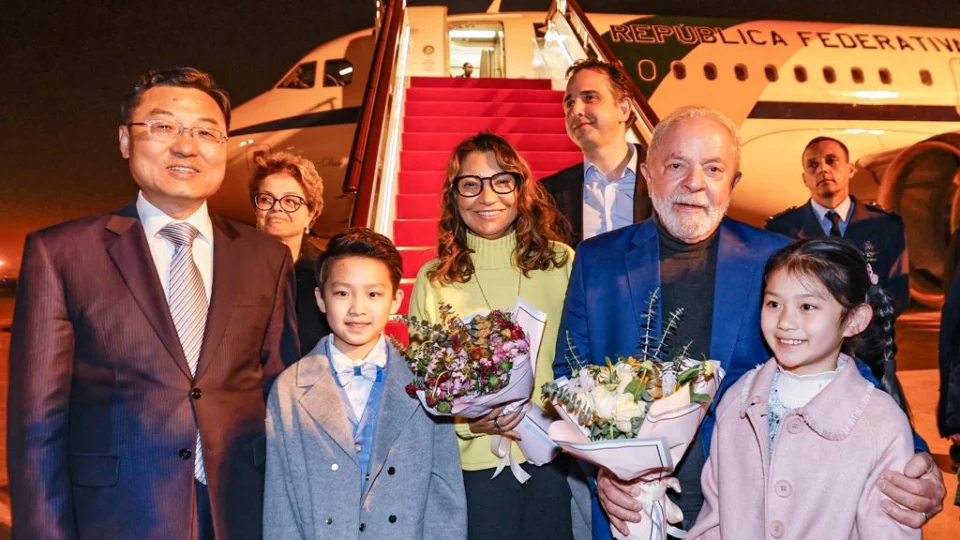 Lula chega à China priorizando pauta econômica