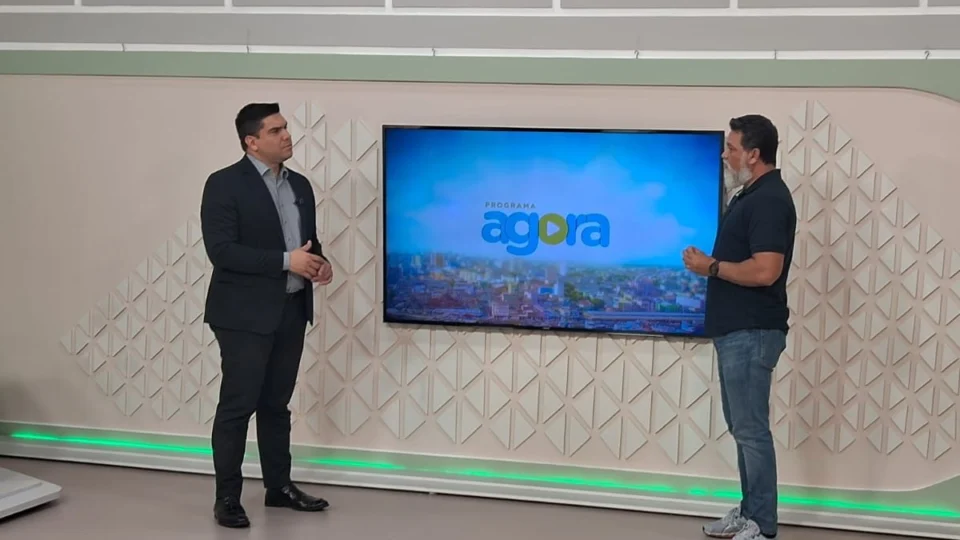 Deputado do DF, Jorge Vianna, discute problemas da saúde em Manaus