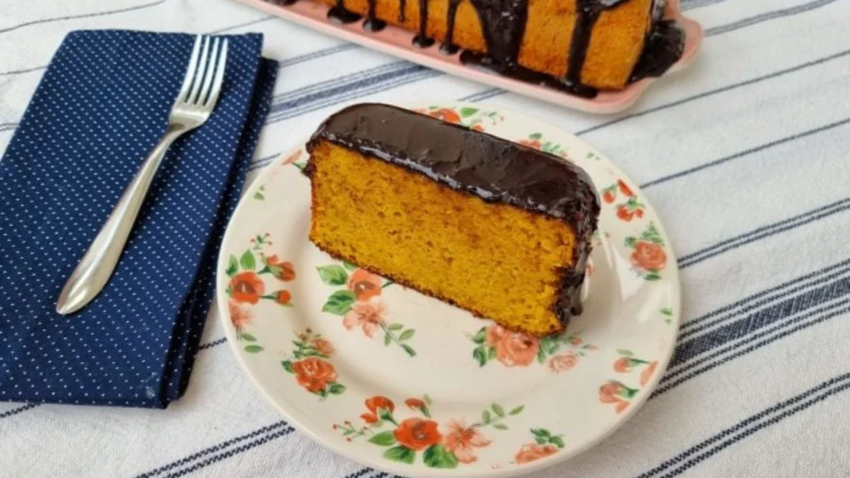 Receita Fácil – Bolo de cenoura de liquidificador: opção pronta em 60 minutos