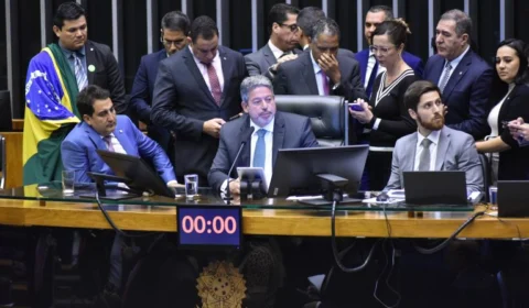 Câmara dos Deputados aprova urgência do PL das Fake News, em Brasília