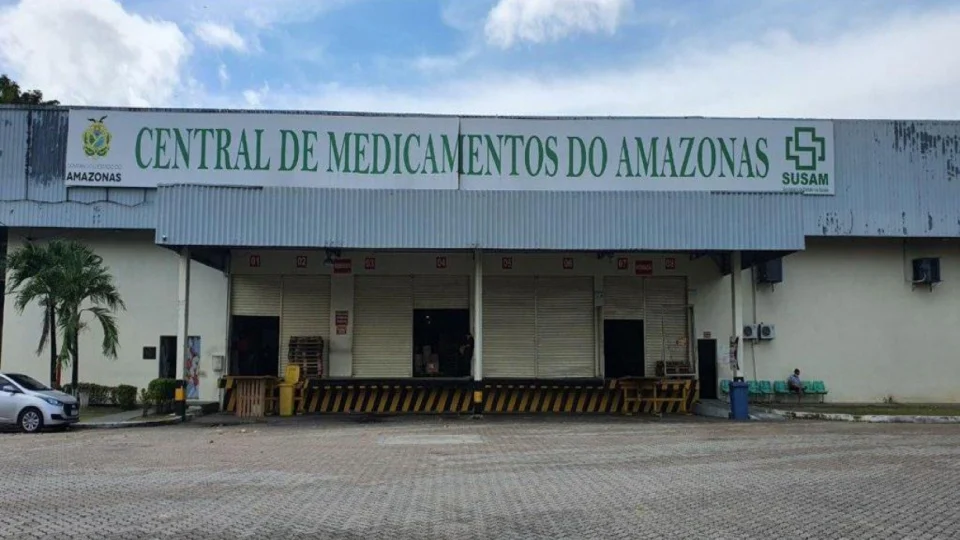 TCE-AM suspende pregão para aquisição de materiais farmacológicos da SES-AM