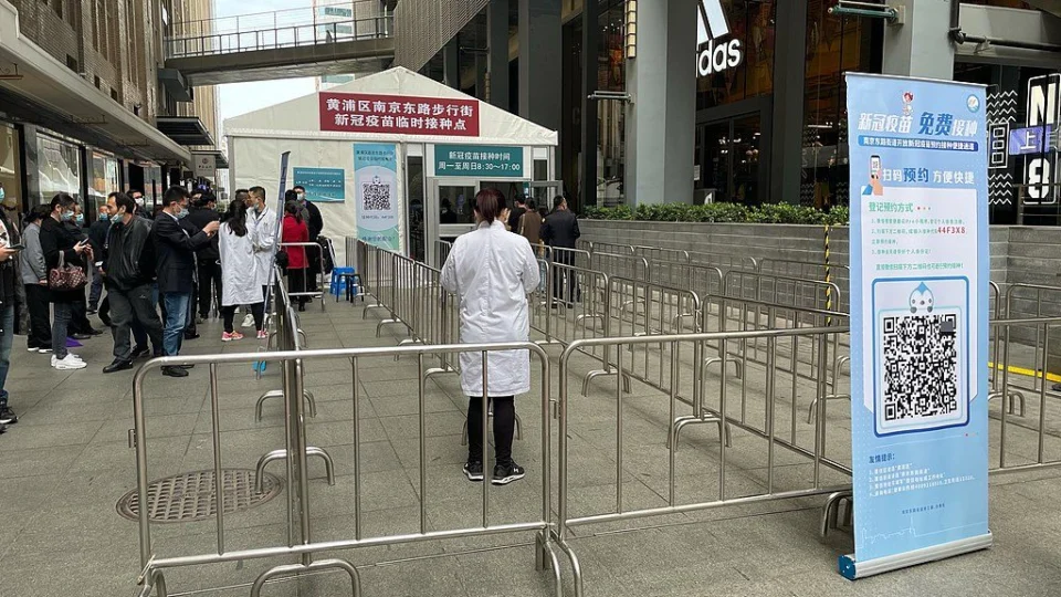 Autoridades da China criticam OMS e defendem pesquisa sobre origem da Covid-19