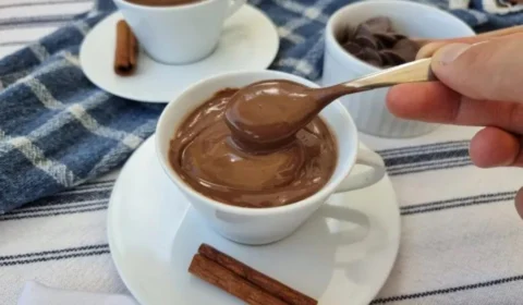 Receita Fácil – Chocolate quente cremoso: opção pronta em apenas 20 minutos