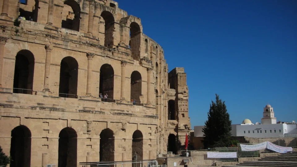 Excesso de lixo obriga Roma a enviar dejetos para Amsterdã toda semana