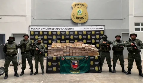 Polícia apreende mais de R$ 50 milhões em drogas em trecho da AM-010