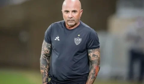 Flamengo desiste de esperar Jorge Jesus e acerta com Sampaoli