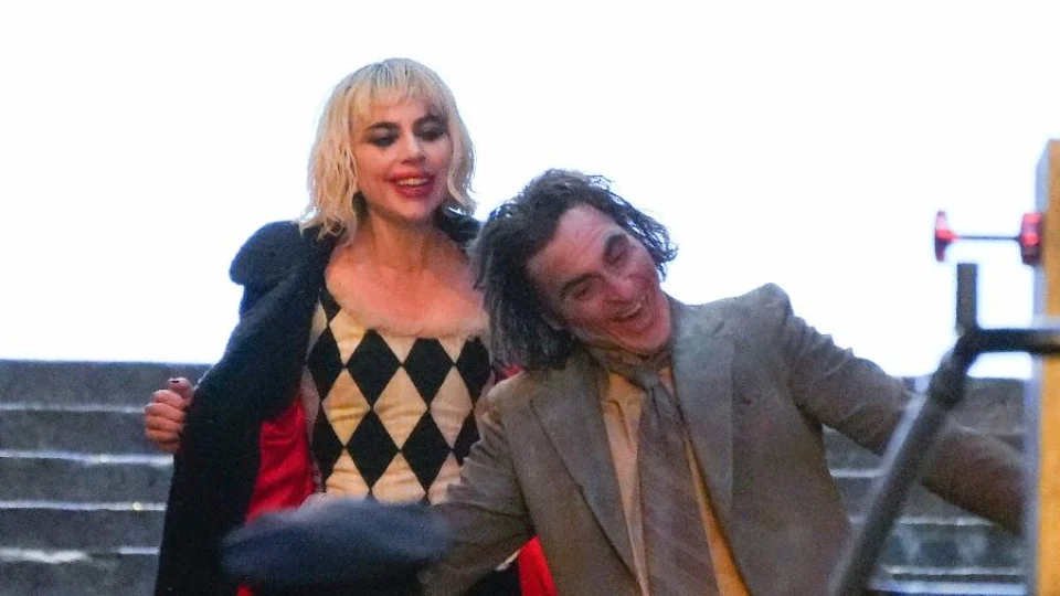 Lady Gaga e Joaquin Phoenix gravam cenas de ‘Coringa 2’ em Nova York
