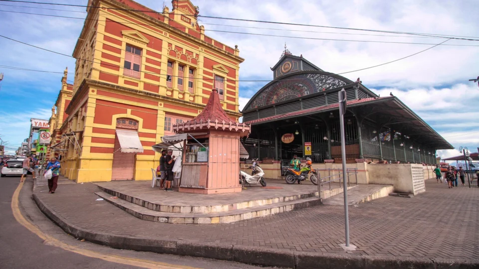 Confira quais serviços funcionam no feriado de Tiradentes em Manaus