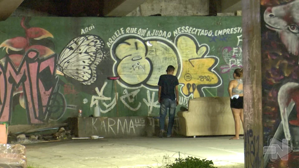 VÍDEO: morador de rua morre espancado em viaduto na Zona Norte de Manaus