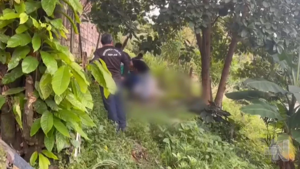 VÍDEO: moradores de comunidade ouvem tiros e encontram homem morto em Manaus 