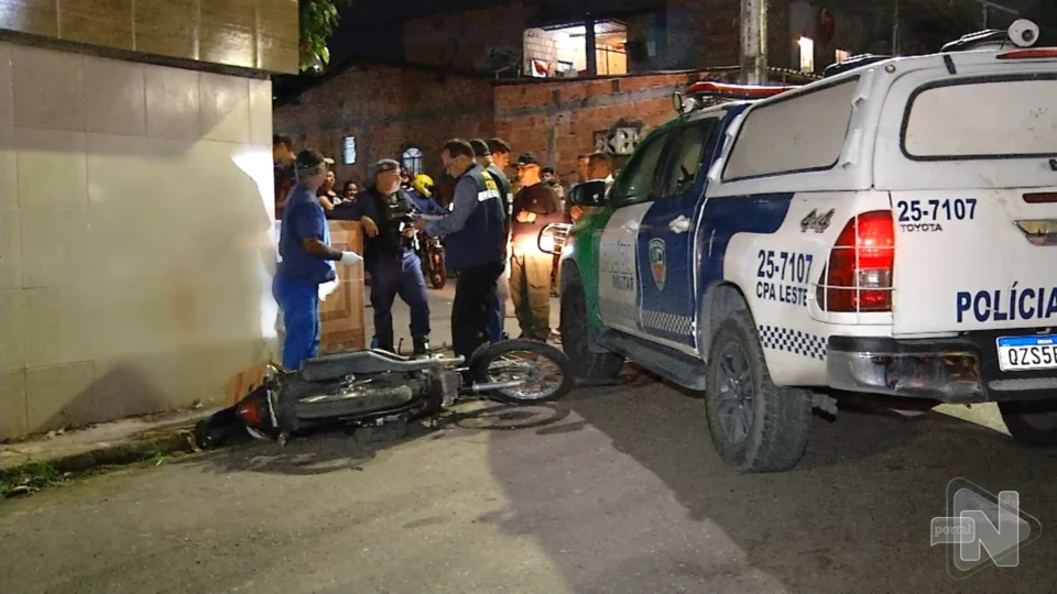 VÍDEO: motociclista morre baleado enquanto trabalhava na Zona Leste de Manaus