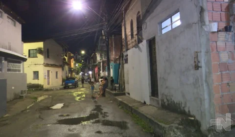 VÍDEO: mulher de 49 anos é assassinada na frente dos filhos na Zona Centro-Sul de Manaus