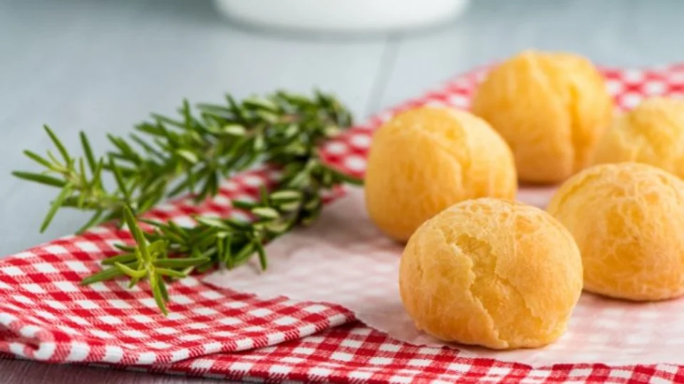 Receita Fácil – Pão de queijo vegano: opção pronta em apenas 100 minutos