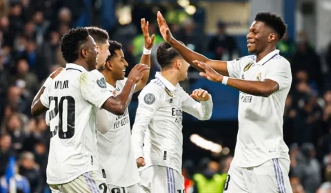 Real Madrid vence, por 2 a 0, e elimina o Chelsea da Champions League