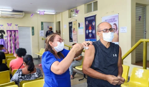Semsa convoca grupos prioritários para vacinação contra influenza em Manaus