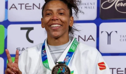 Rafaela Silva é eliminada na estreia do Campeonato Mundial de Judô, no Catar