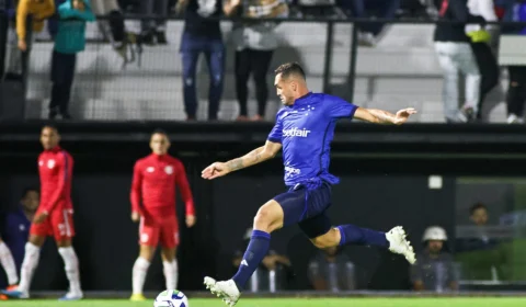Cruzeiro x Grêmio: confira escalações e horário do jogo nesta quarta, 17