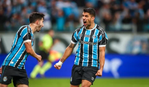 Grêmio x Internacional: confira escalações e horário do jogo neste domingo, 21