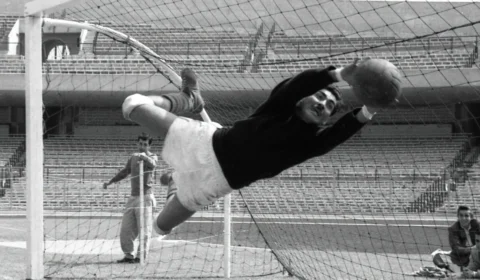 Morre aos 93 anos, o ex-goleiro mexicano Antonio Carbajal ‘O Cinco Copas’