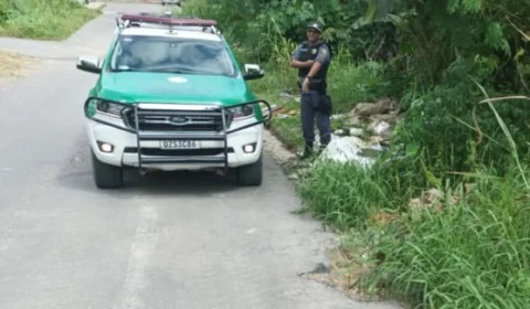 Corpo de homem é encontrado de bruços e com mãos amarradas em Manaus