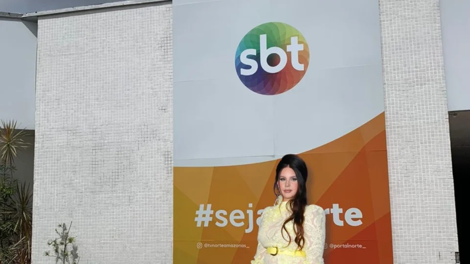 Lana Del Rey visita Amazonas e internautas recriam memes com cantora