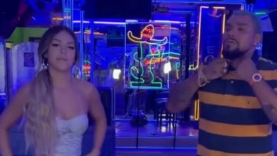 Melody e Naldo lançarão versão brasileira de hit de Chris Brown