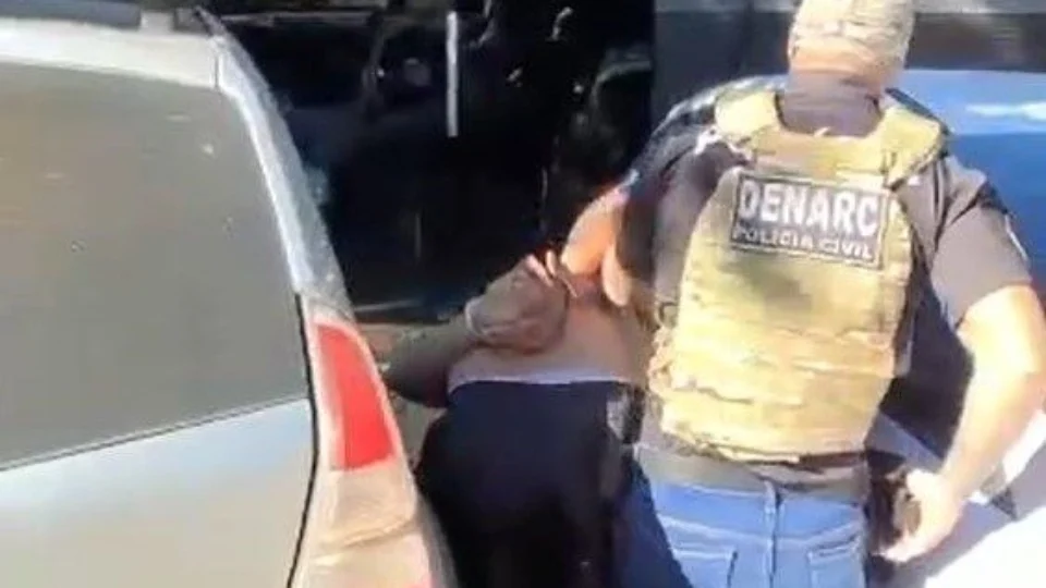 Homem é preso suspeito de tráfico e corrupção de menores em Palmas-TO