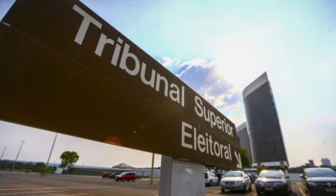 STF vai enviar ao presidente Lula nomes para ocuparem duas vagas no TSE