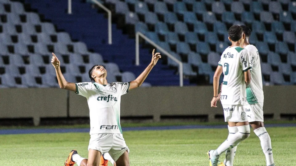 Palmeiras e Grêmio: confira escalações e horário do jogo nesta quarta, 10
