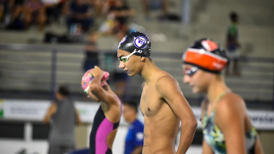 Vila Olímpica de Manaus é sede da Copa Amazonas de Natação