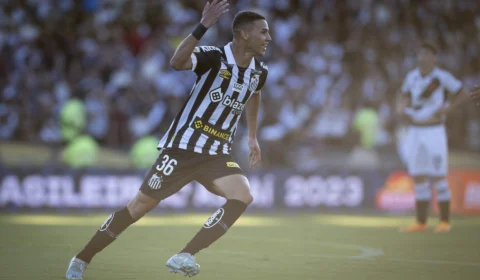 Brasileirão: Santos derrota Vasco e vence a primeira fora de casa