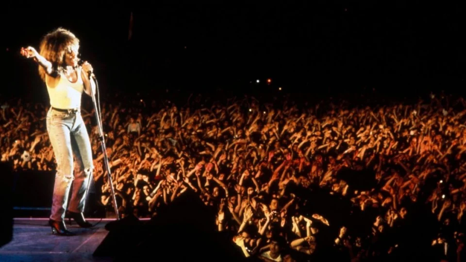 Tina Turner quebrou recorde de público em show solo no Maracanã, no Rio