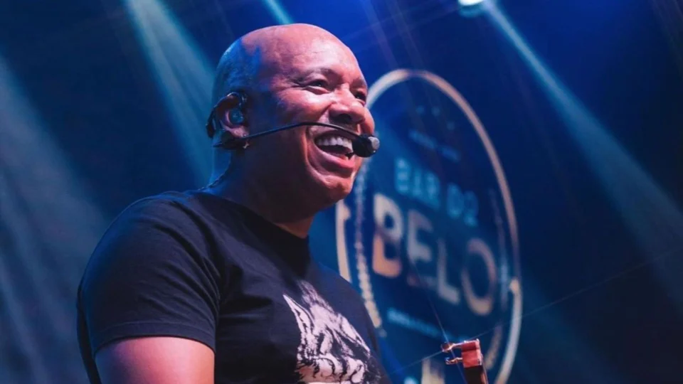 Anderson Leonardo, cantor do grupo Molejo, retomará tratamento contra câncer