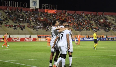 Sul-Americana: Botafogo leva sufoco no final, mas vence César Vallejo por 3 a 2