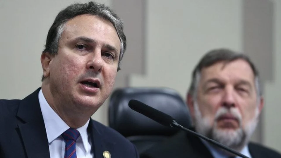 ‘Problema do Novo Ensino Médio é a desigualdade entre estados’, diz ministro da educação