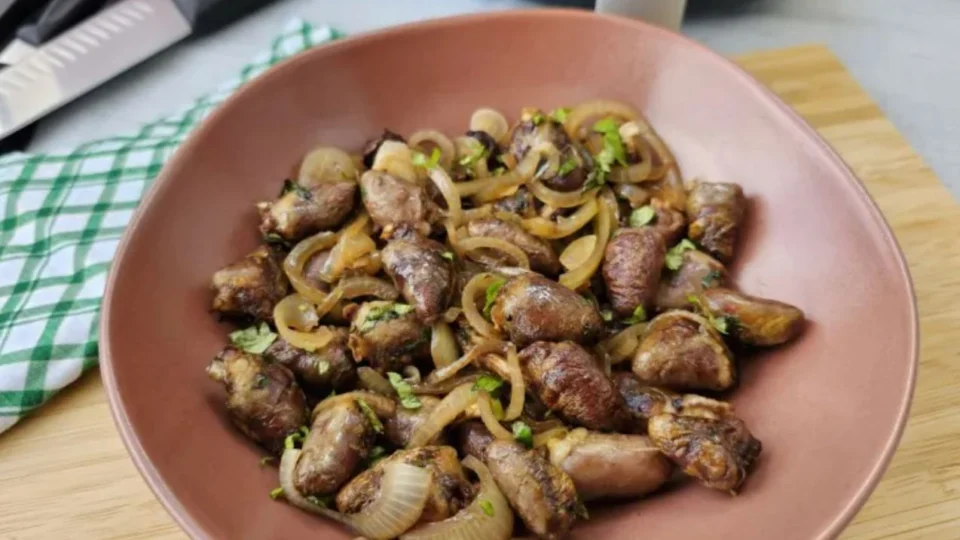 Receita Fácil – Coração de frango na airfryer: opção pronta em 45 minutos