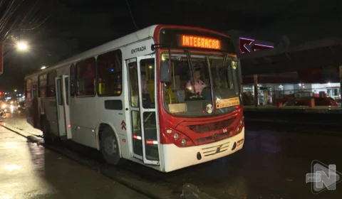 VÍDEO: dois suspeitos assaltam ônibus da linha 418 na Zona Leste de Manaus