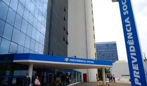 Governo Federal antecipa 13º para 30 milhões de beneficiários do INSS