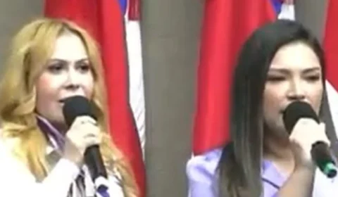 VÍDEO: Joelma e deputada cantam ‘Cavalo Manco’ na Aleam, no AM