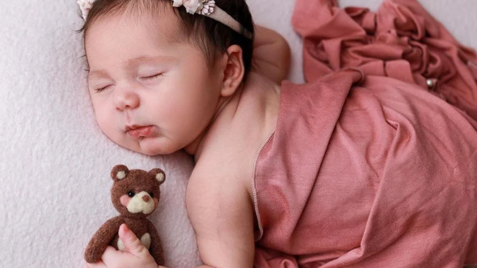 VÍDEO: Viih Tube posta filha sorrindo e comove a internet