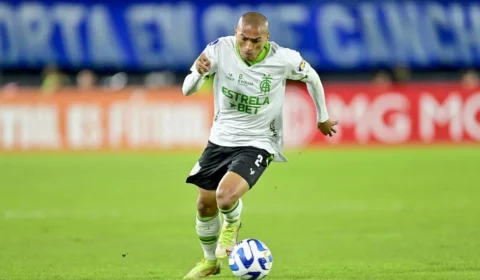 Nino Paraíba pede demissão do América-MG após ser citado em operação da MP