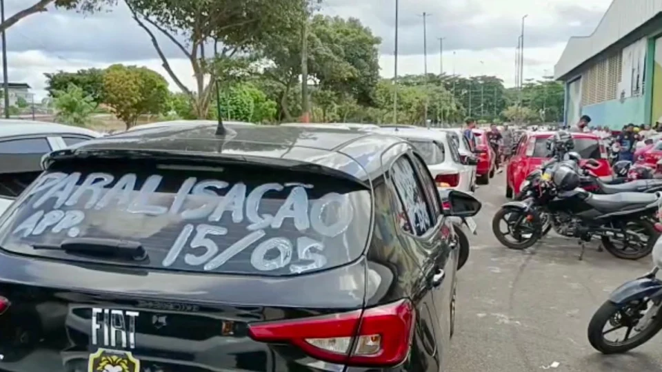 Greve dos motoristas de app tem baixa adesão, mas usuários relatam altos preços