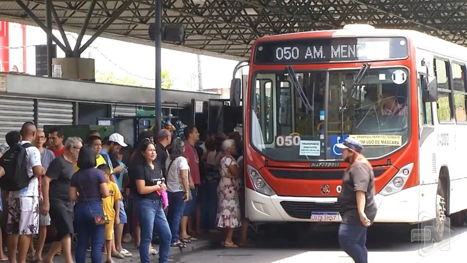 VÍDEO: passagem de ônibus tem preço alterado para R$ 4,50 a partir de domingo