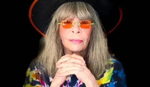 Rita Lee revela em livro que cogitou realizar eutanásia em estágio terminal