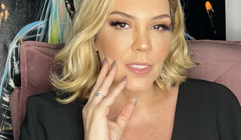 Cantora Simony é internada para tratar câncer nesta terça, 2, em São Paulo