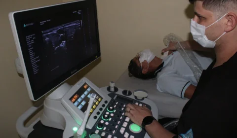 Tireoide: endocrinologista da SES-AM explica sobre diagnósticos de doenças